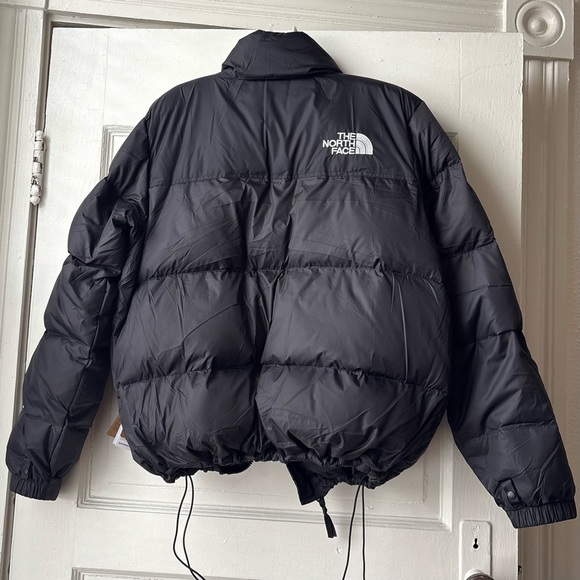 The North Face 1996 Retro Nuptse puffer jacket in black - Picture 8 of 10